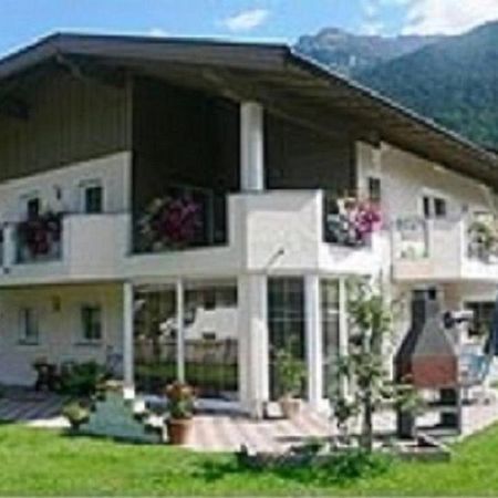 Landhaus Julian Нойштіфт-ім-Штубайталь Екстер'єр фото